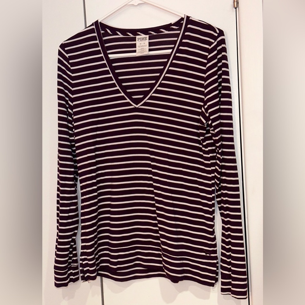 Victoria's Secret Maroon & White Stripe Long Sleeve T-Shirt. Size XS
